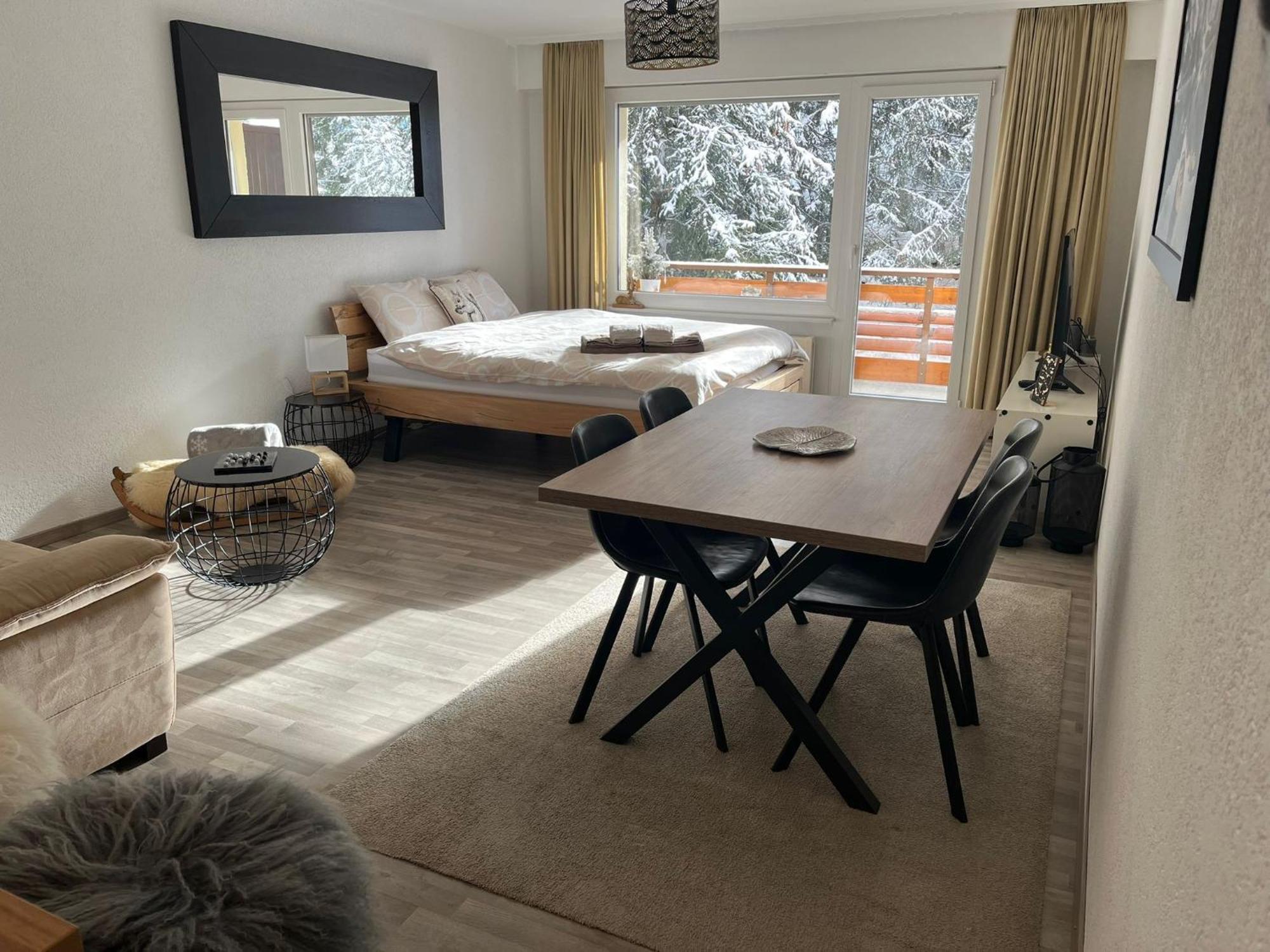 Grand Studio Au Centre De Crans Exterior photo